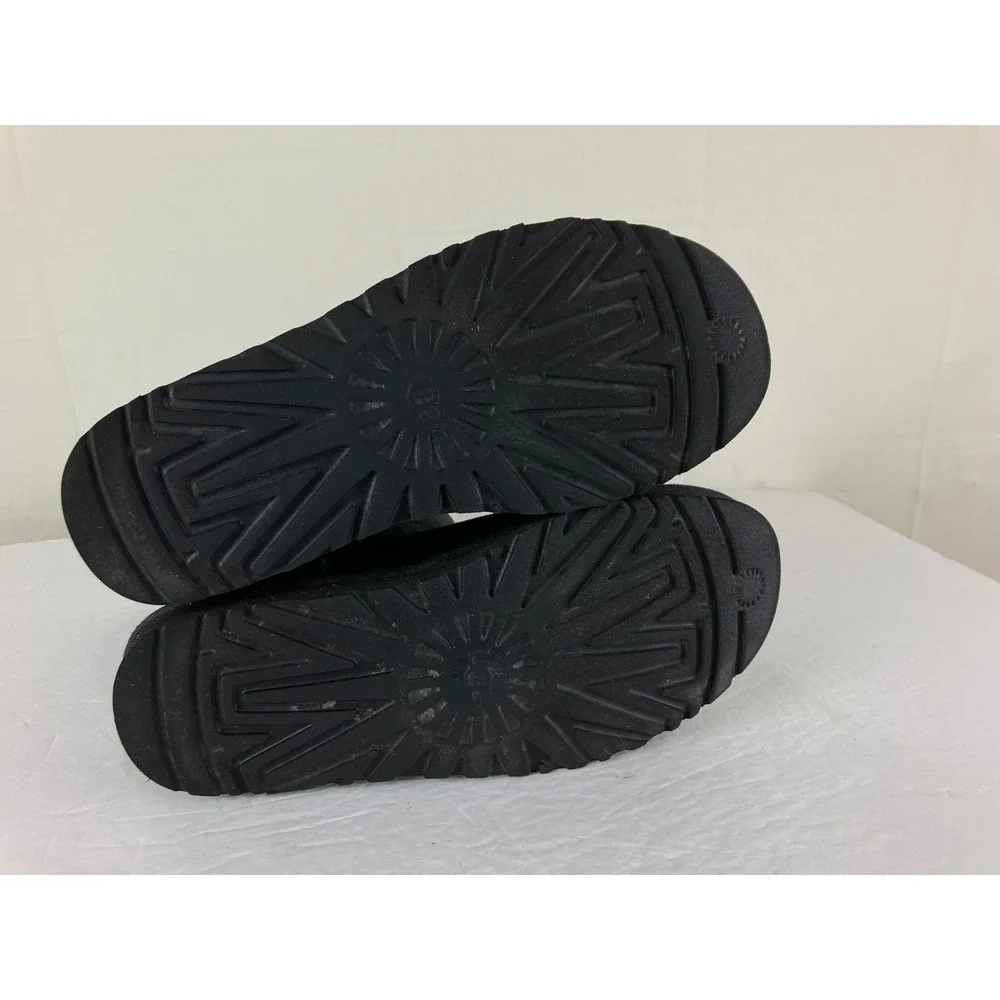 UGG classic short